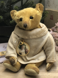 🎄 Hug Me Again Collectible bear "Tinsel Tim" standing about 10.5 inch tall.