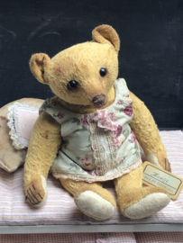 Hug Me Again Collectible bear "Mientje" standing about 9 inch tall.