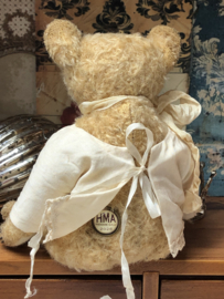 Hug Me Again Collectible bear "Wilkie" standing about 7 inch tall.