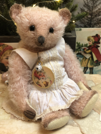 🎄 Hug Me Again Collectible bear "Yule" standing about 10.5 inch tall.
