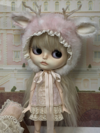 Blythe Fluffy Fawn Deer Hat 🦌 soft pink.