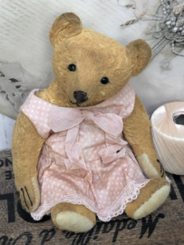 Hug Me Again Collectible bear "Maria" standing about 6 inch tall.