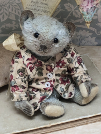Hug Me Again Collectible bear "Little Pooch" standing about 6 inch tall.