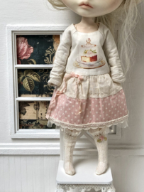 Shabby Chic two-piece set for Blythe TBL