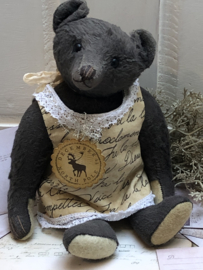 🎄 Hug Me Again Collectible bear "Carole" standing about 9 inch tall.
