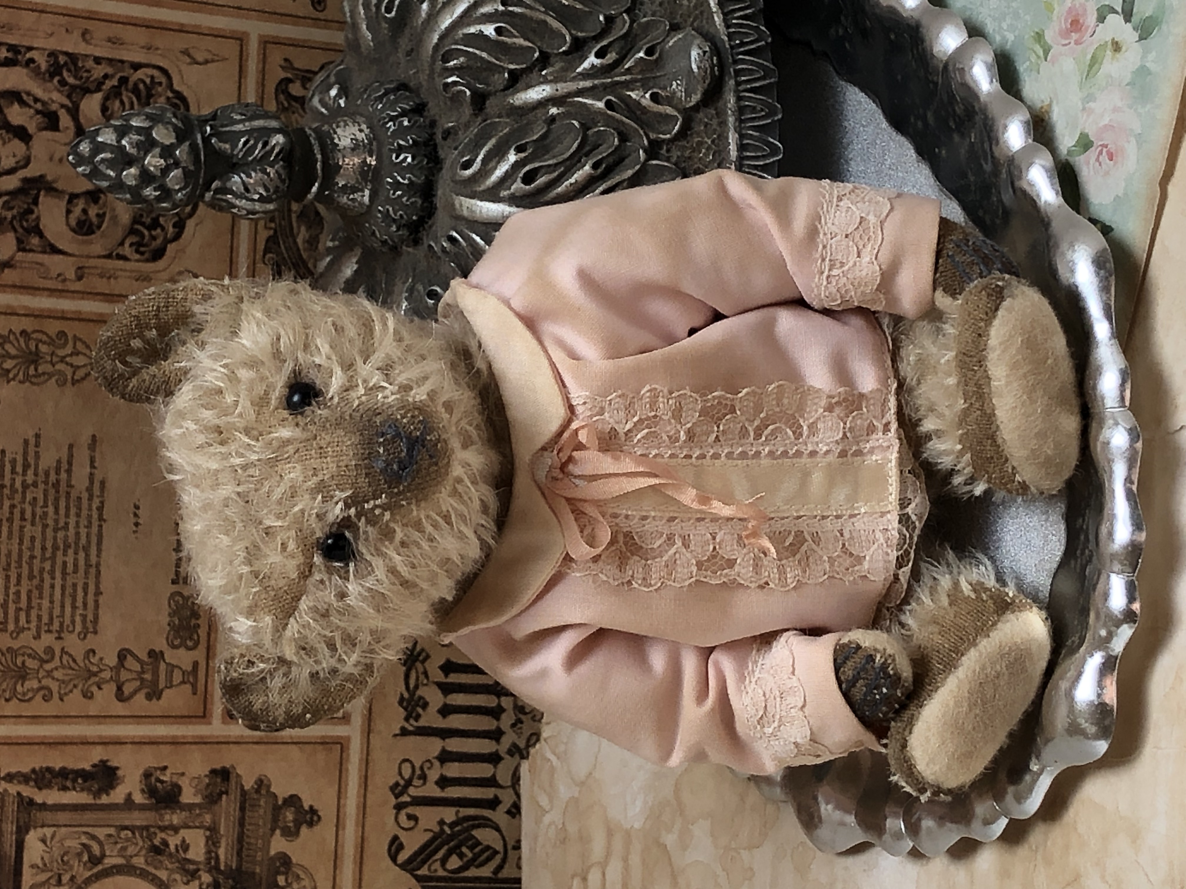 Hug Me Again Collectible bear "Frankie" standing about 7.5 inch tall.