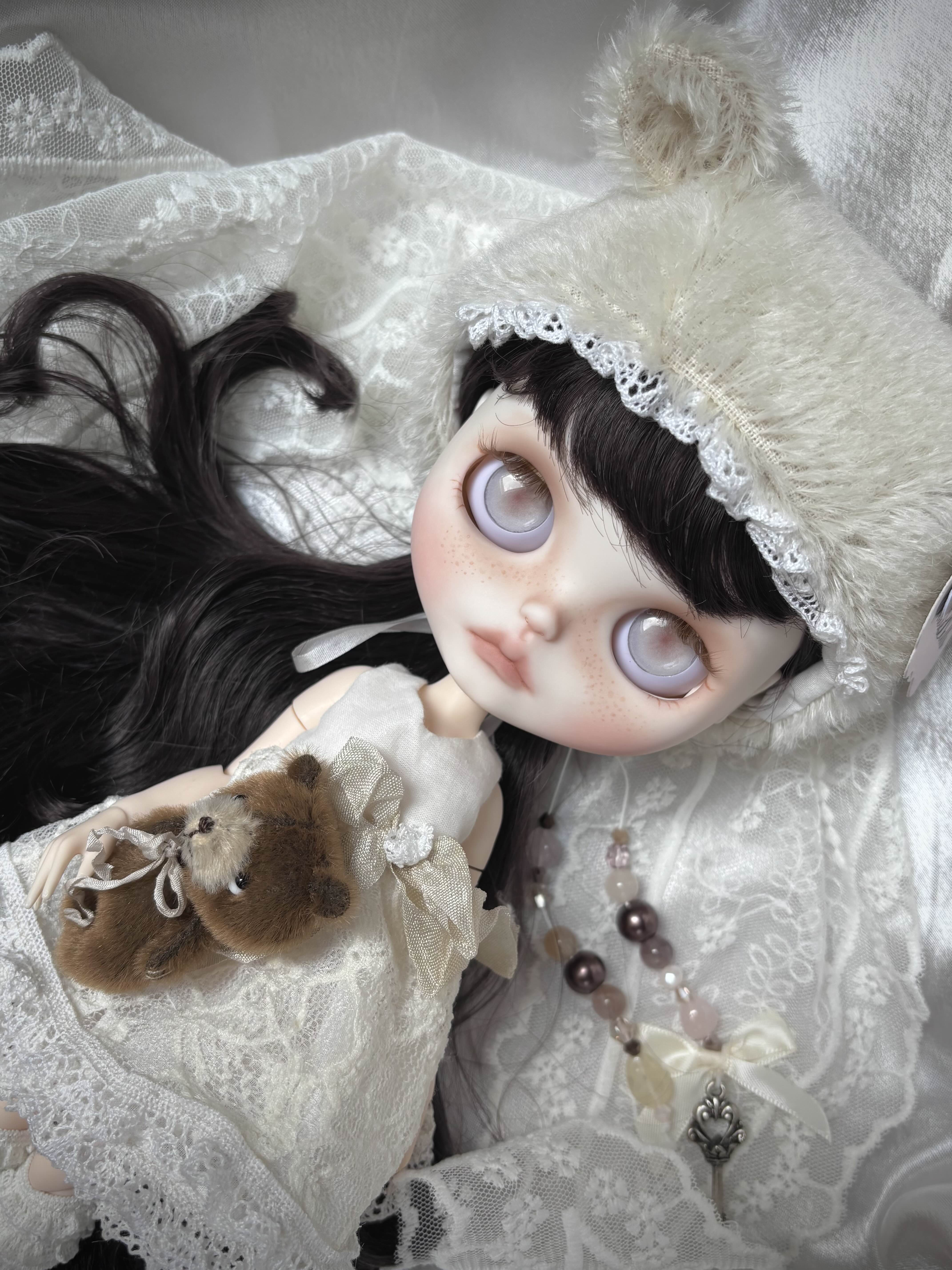 Evi Rose Dolls