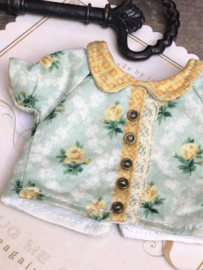 Shabby vintage style blouse ♡