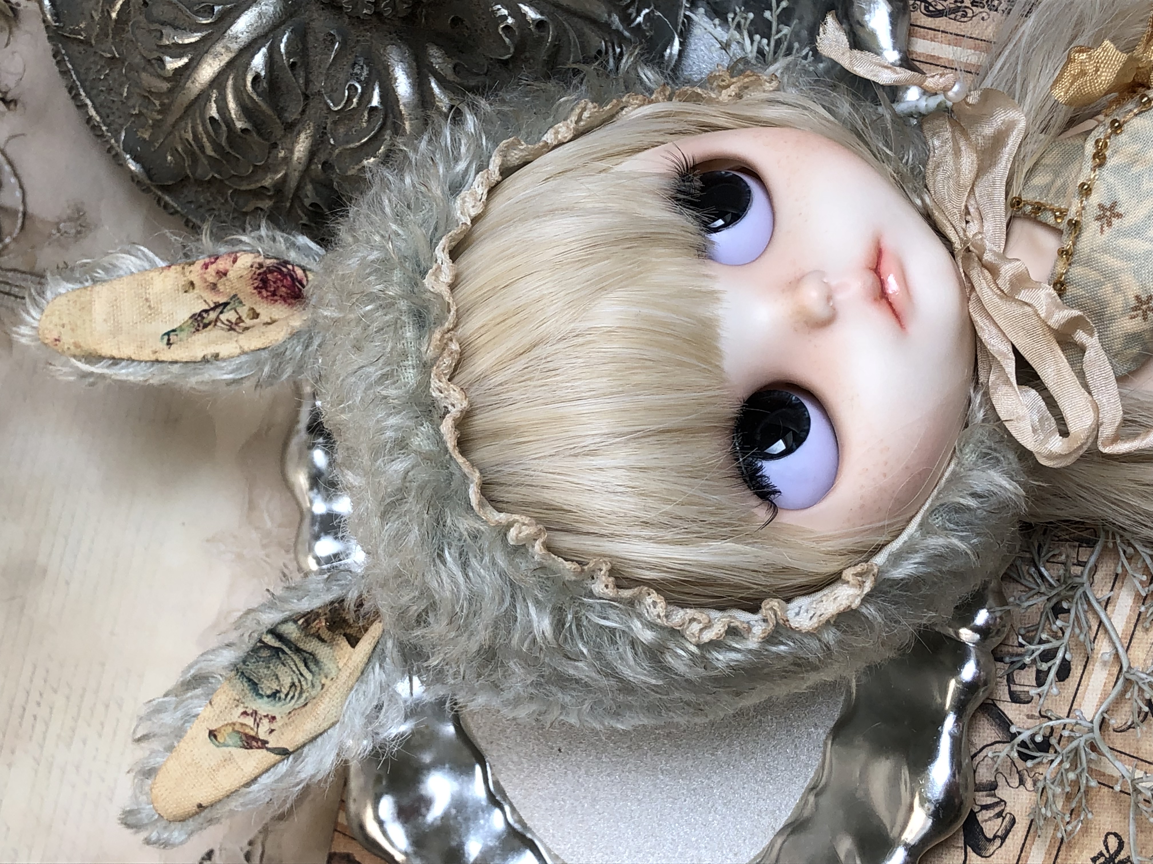 Blythe Shabby Chic mohair hat with decorative hare ears.