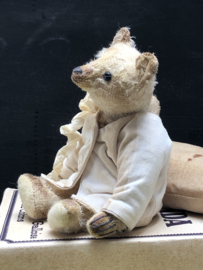 Hug Me Again Collectible bear "Tiny Tom" standing about 6 inch tall.