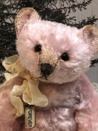 🎄 Hug Me Again Collectible bear "Lil' Angel" standing about 6 inch tall.