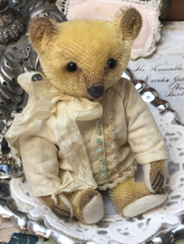 Hug Me Again Collectible bear "Humbert" standing about 6.5 inch tall.