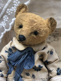 Hug Me Again Collectible bear "Philip" standing about 6 inch tall.