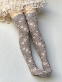 Leg fashion for Blythe 