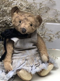 Hug Me Again Collectible bear "Miss Withcytoes" standing about 6 inch tall.