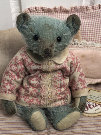 Hug Me Again Collectible bear "Herby" standing about 6 inch tall.
