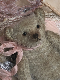 🎄 Hug Me Again Collectible bear "Little Stockingsworth" standing about 4.5 inch tall.