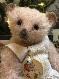 🎄 Hug Me Again Collectible bear "Yule" standing about 10.5 inch tall.