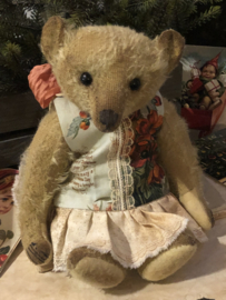 🎄 Hug Me Again Collectible bear "Jacky" standing about 10.5 inch tall.