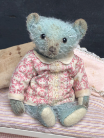 Hug Me Again Collectible bear "Herby" standing about 6 inch tall.