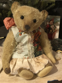 🎄 Hug Me Again Collectible bear "Jacky" standing about 10.5 inch tall.