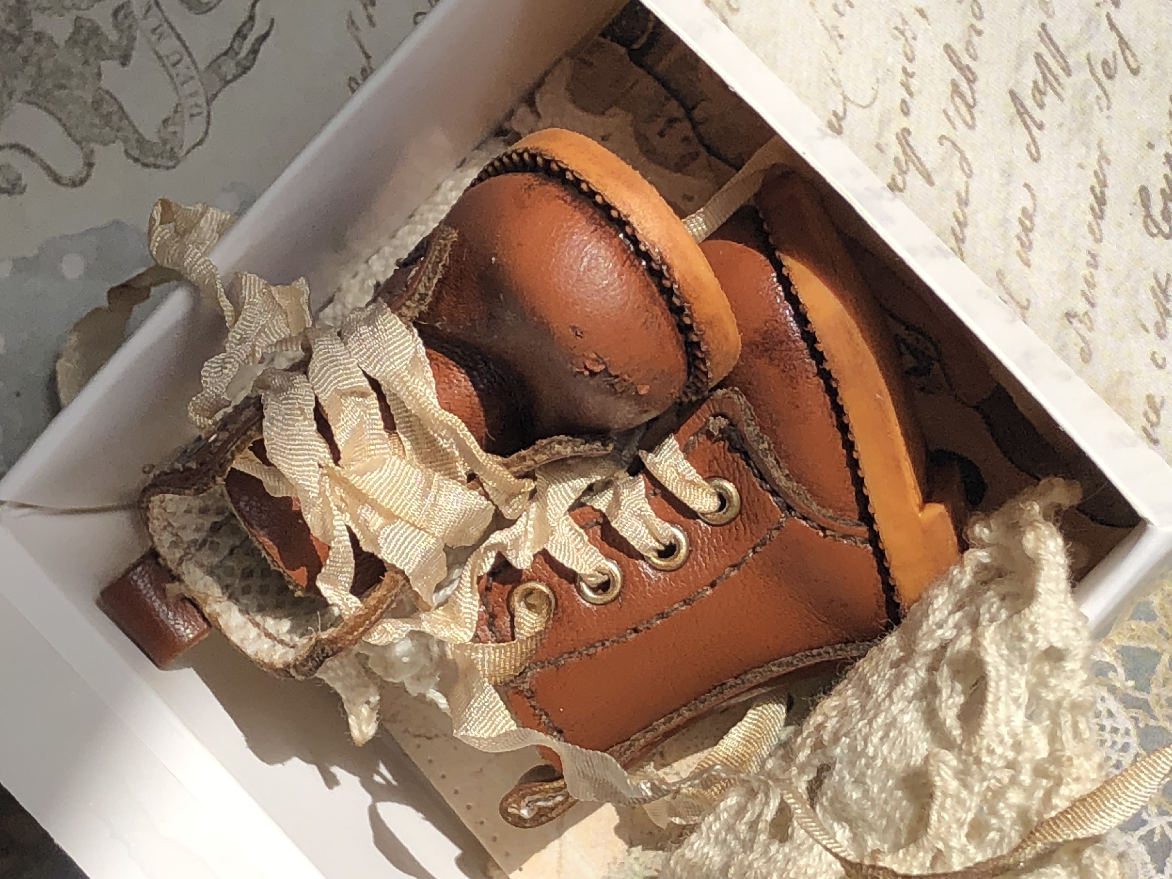Shabby Chic Brown aged boots for Blythe.