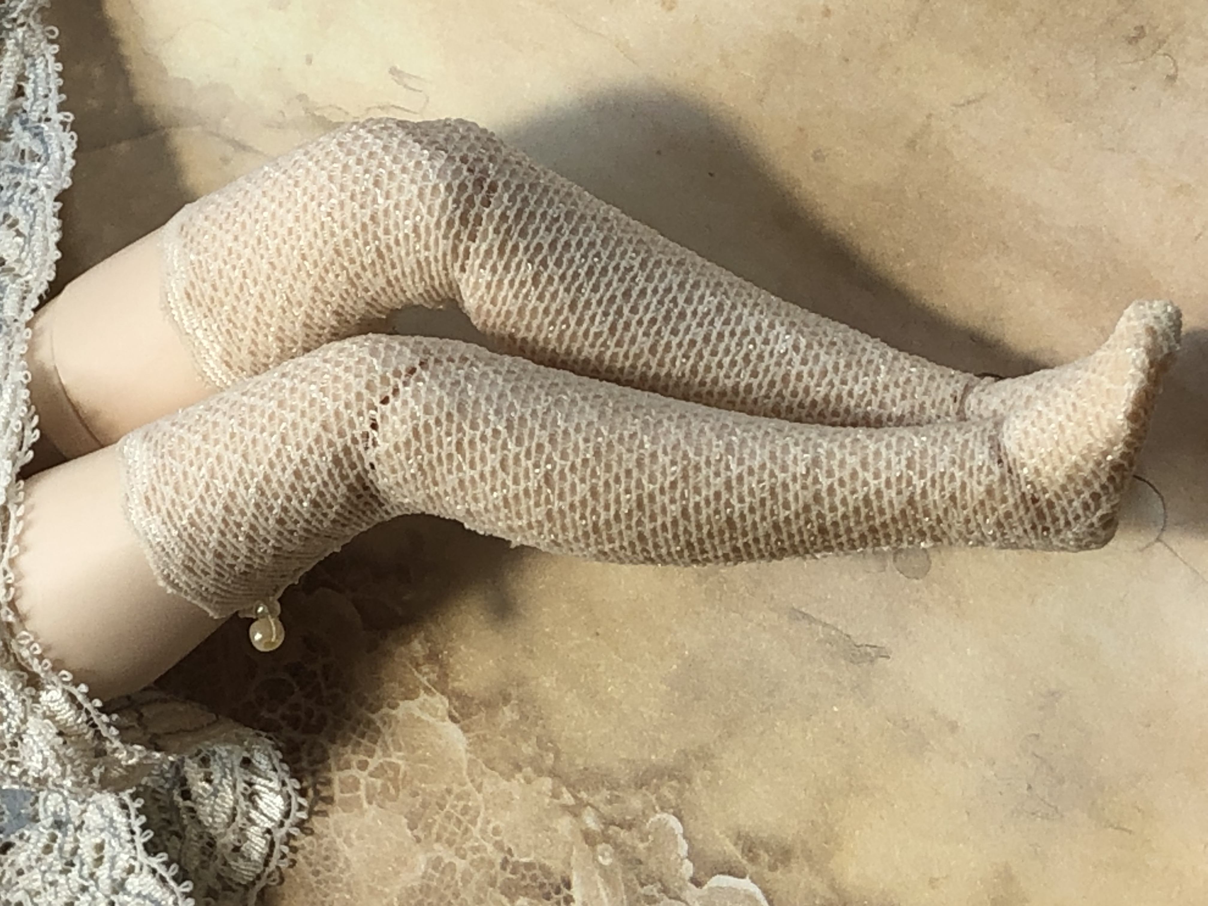 long lace stockings for Blythe or Blythe like doll.