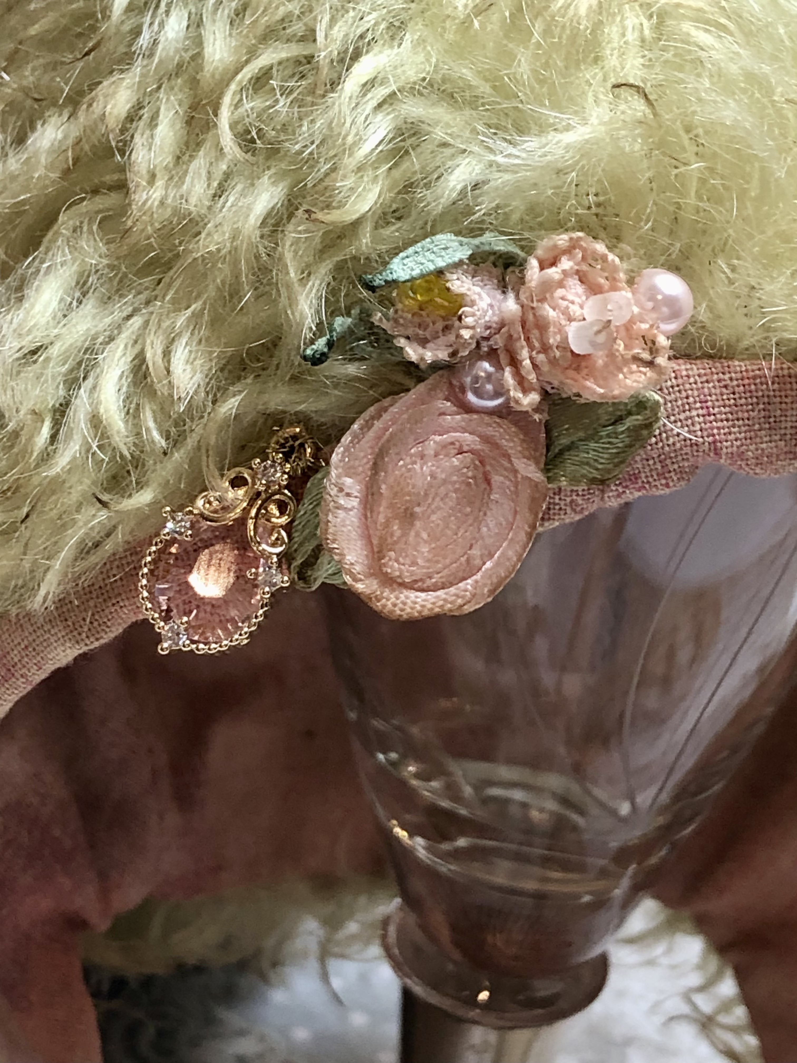 Blythe vintage floral decoration-eared rabbit hat.