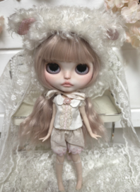 Customized Blythe Doll Lilia, OOAK