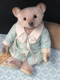 Hug Me Again Collectible bear "Pretty Patty" standing about 9" inch tall.