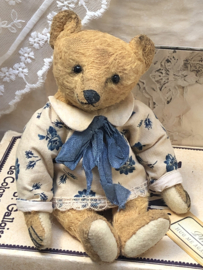 Hug Me Again Collectible bear "Philip" standing about 6 inch tall.