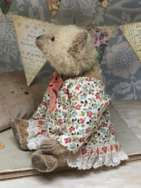 Hug Me Again Collectible bear "Saar" standing about 6 inch tall.