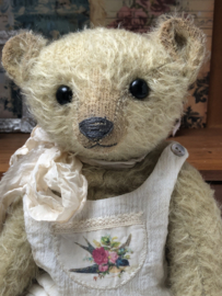 Hug Me Again Collectible bear "Elsie" standing about 11 inch tall.