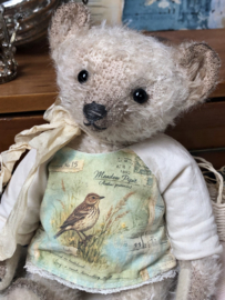 Hug Me Again Collectible bear "Ivor" standing about 7 inch tall.