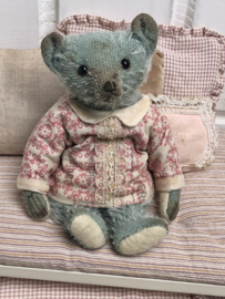 Hug Me Again Collectible bear "Herby" standing about 6 inch tall.