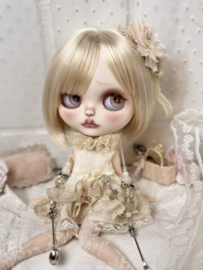 Customized Blythe Doll Vanille, OOAK