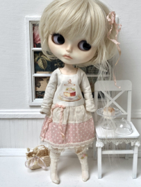 Shabby Chic two-piece set for Blythe TBL