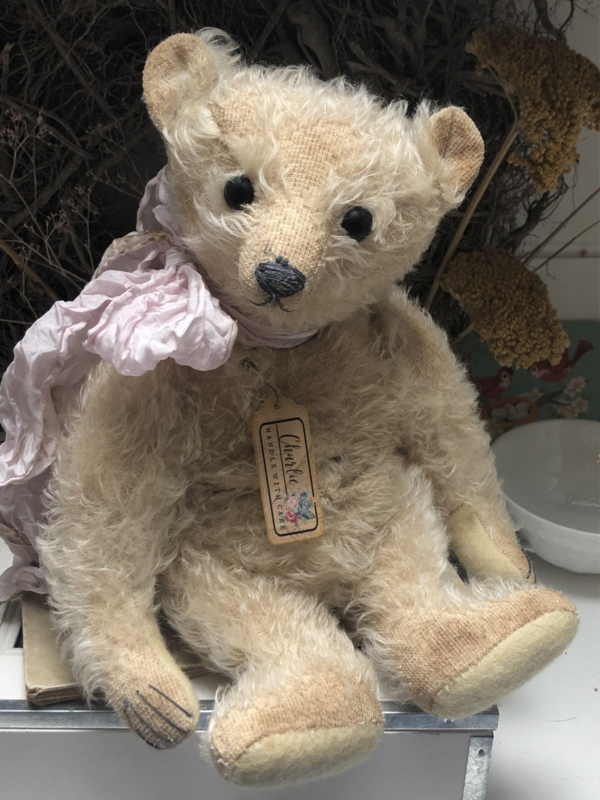 ❤  Hug Me Again Collectible bear "Charlie" standing about 12.5" inch tall.