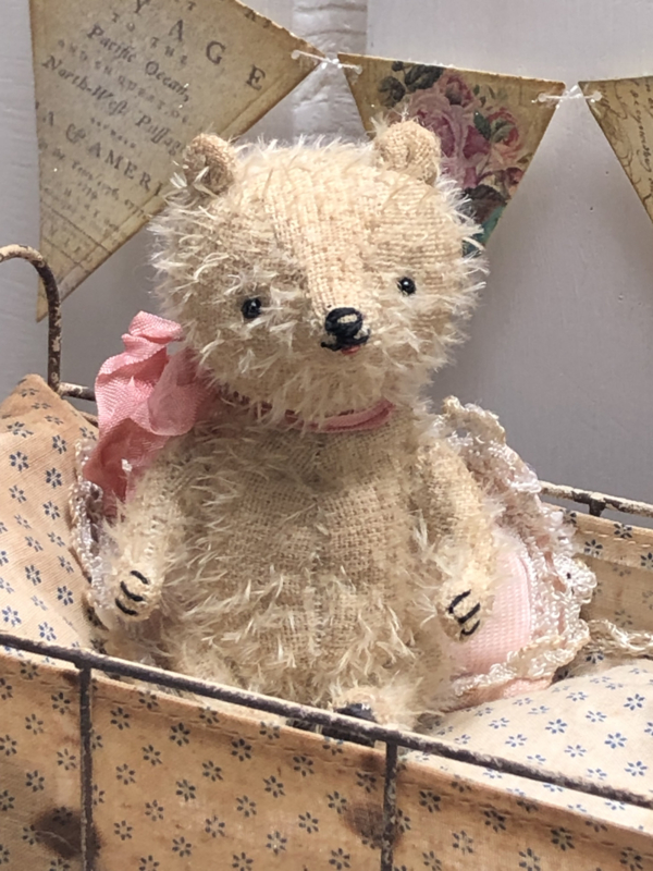 🌺 Whimsical Hug Me Again Collectible bear "Magsy" standing about 4.5" inch tall.