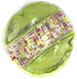 Schaal 25 -  appelgroen - roze - mozaiek - fusieglas met sodaglas