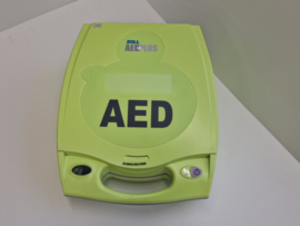 ZOLL AED plus gebruikt (met nieuwe accu/electroden)