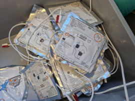 10 stuks over datum AED electroden