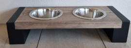 Houten honden / katten voerbak Lucky 2 bakjes  Ebben