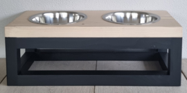Houten honden voerbak Balou maat M schors 15 cm hoog