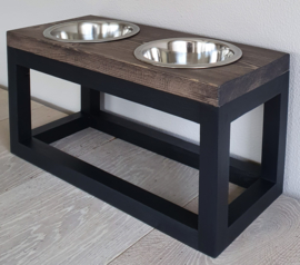 Houten honden voerbak Balou maat M Ebben 22,5 cm hoog
