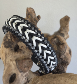 Paracord halsband zwart/witte maat L