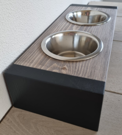 Houten honden / katten voerbak Lucky 2 bakjes  Ebben