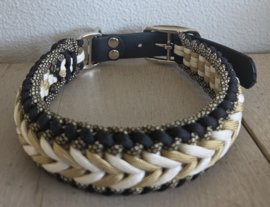 Paracord halsband zwart goud maat L