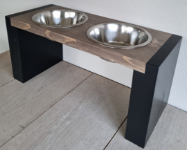 Houten voerbak Diesel