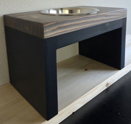 Houten honden voerbak Beau enkel maat m ebben 20 cm hoog